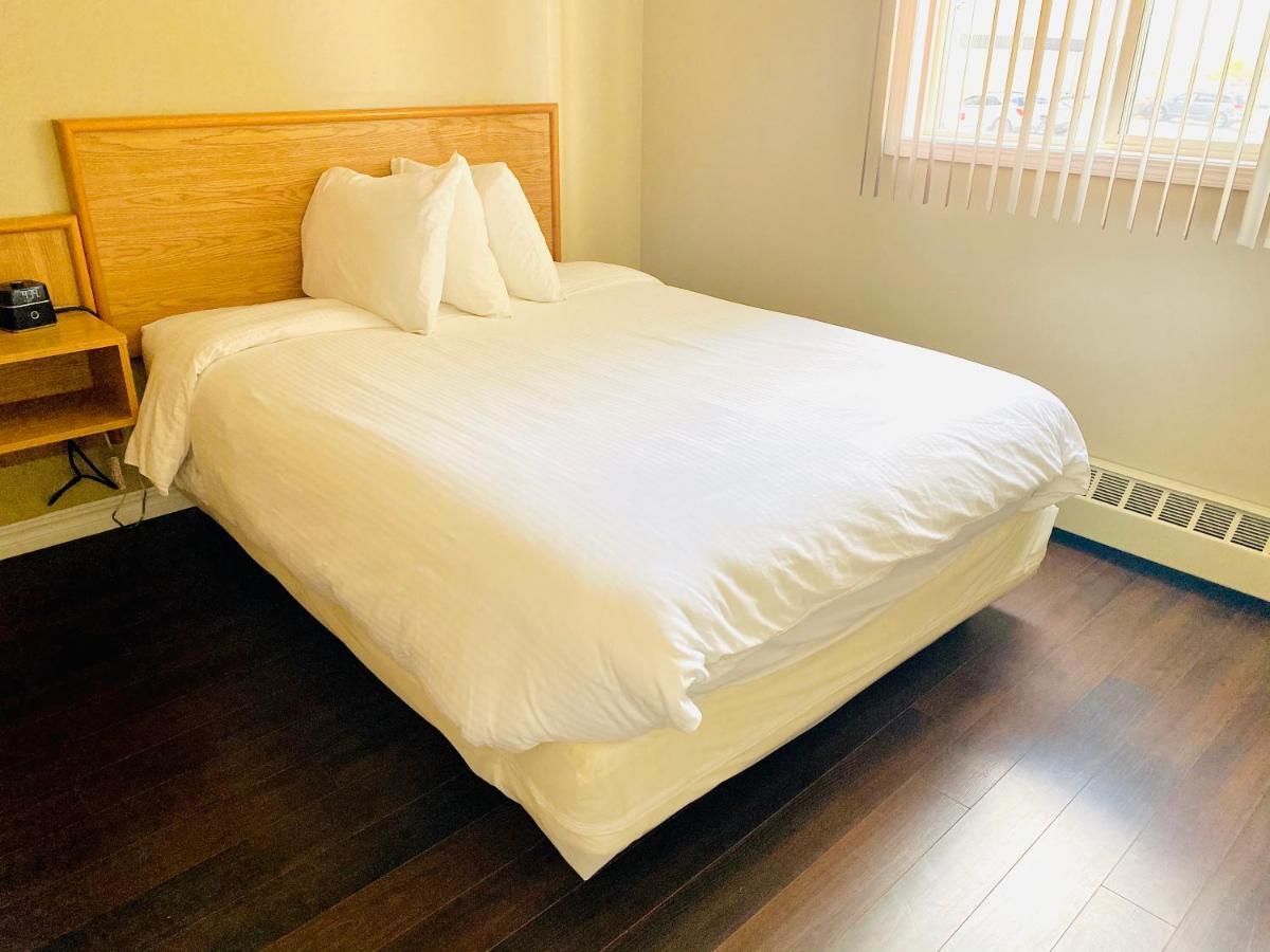 Twilight Country Motel Boyle Ngoại thất bức ảnh